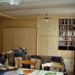 Meuble de rangement sur mesure en épicéa massif